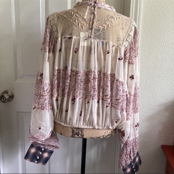 🦄UNICORN FIND🦄NWT Free People | Fiona Lace Peasant Blouse - Picture 5 of 14